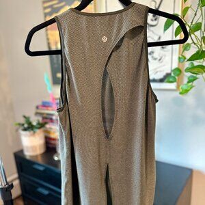 Lululemon Open Up Tank - Heathered Camo Green